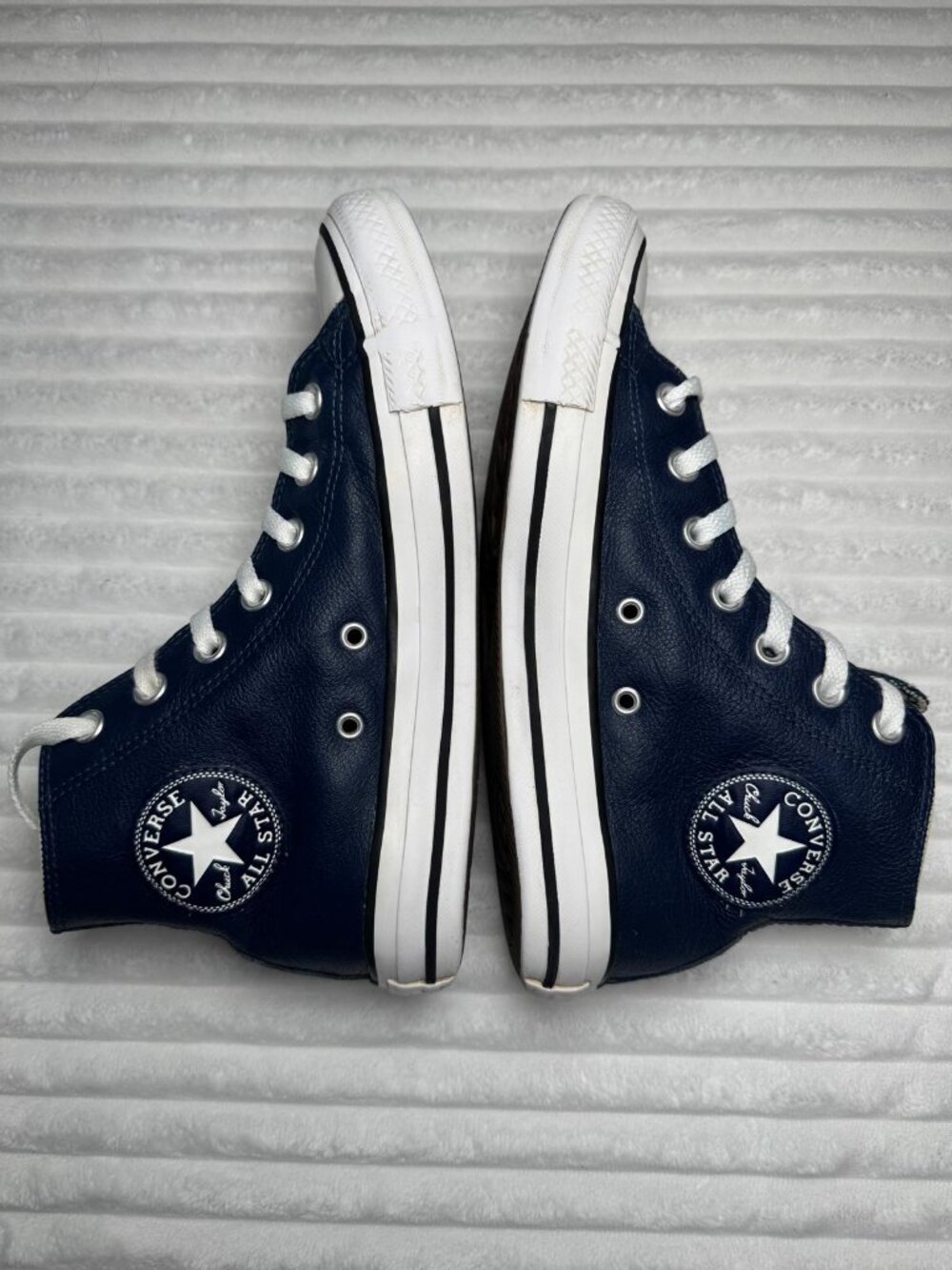 Converse Chuck Taylor All Star Leather High Top Blue Navy Sneakers skate